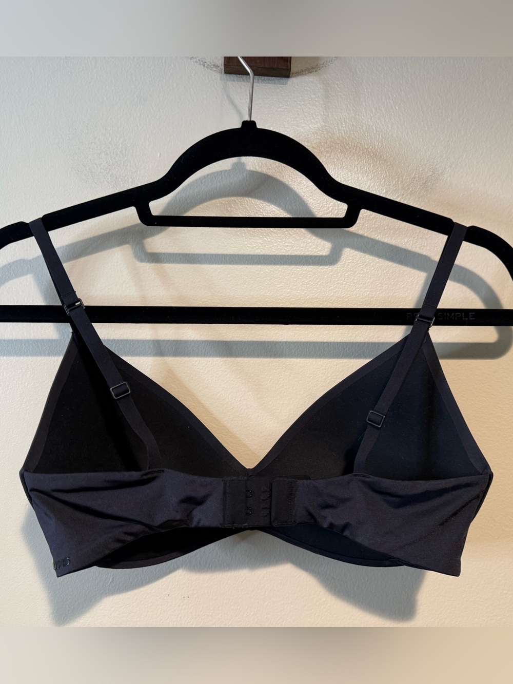 SKIMS Wireless Form T-Shirt Demi Bra Onyx Black 34D - Picture 4 of 7